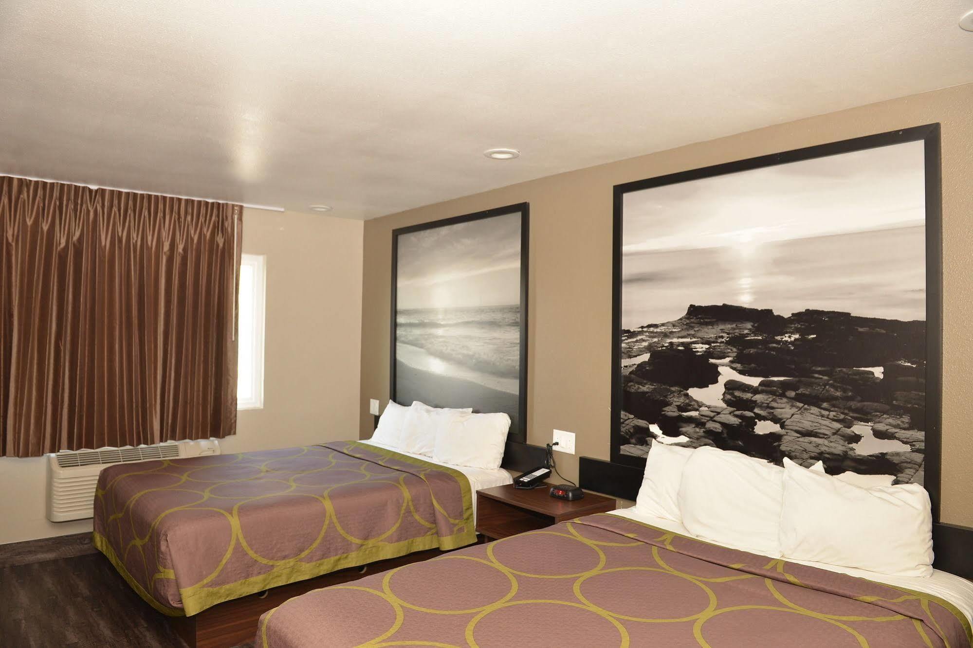Super 8 By Wyndham San Diego/Imperial Beach Exterior foto